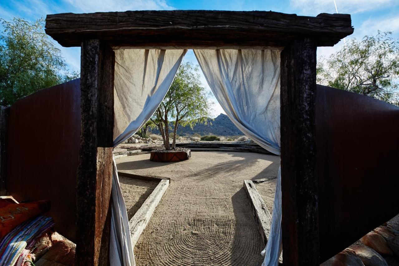 Sacred Sands Hotel Joshua Tree Exterior photo