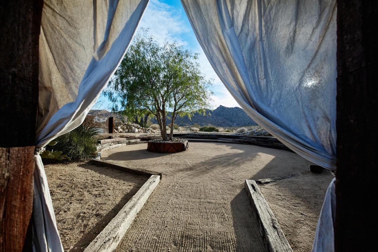 Sacred Sands Hotel Joshua Tree Exterior photo