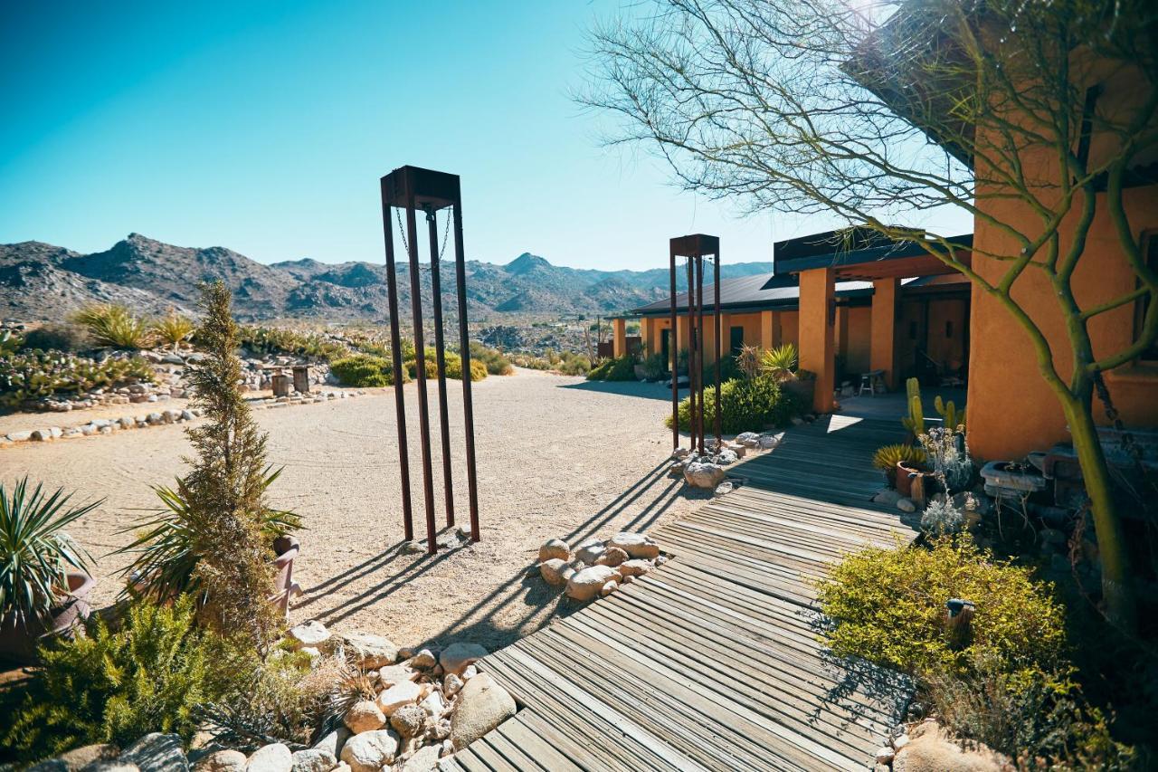 Sacred Sands Hotel Joshua Tree Exterior photo