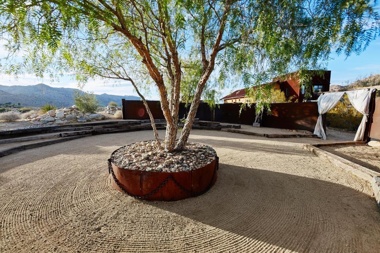 Sacred Sands Hotel Joshua Tree Exterior photo