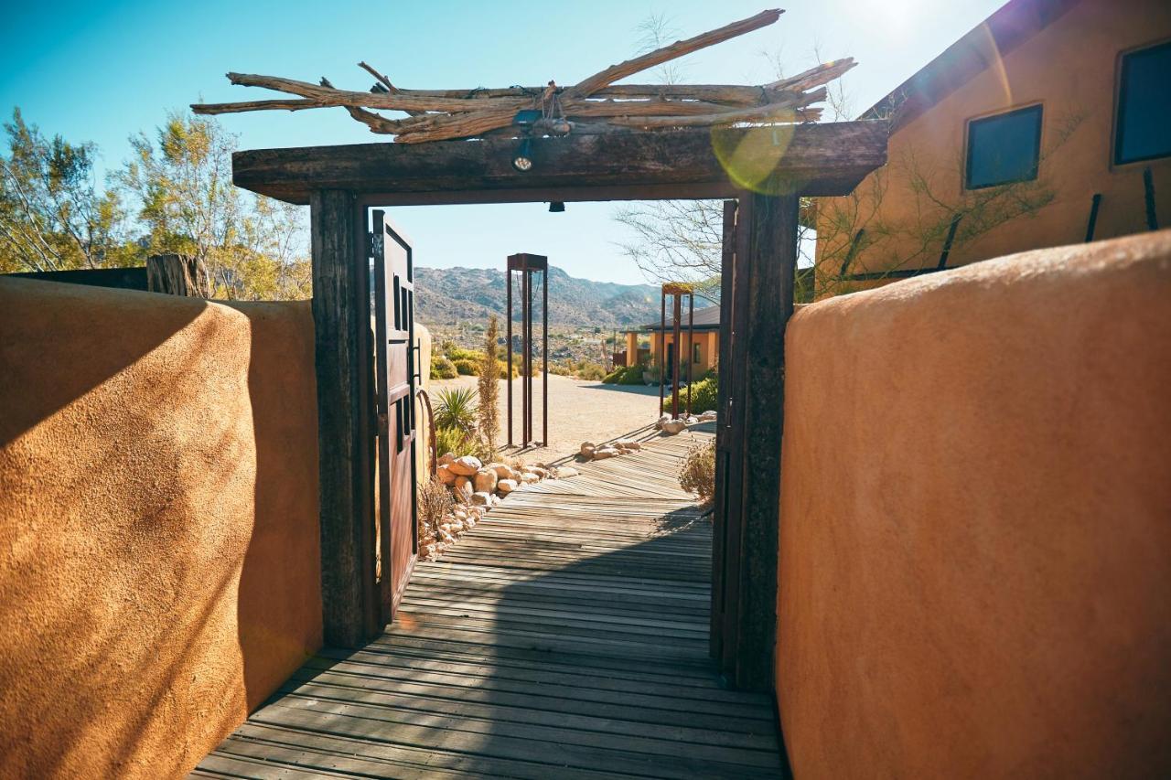 Sacred Sands Hotel Joshua Tree Exterior photo