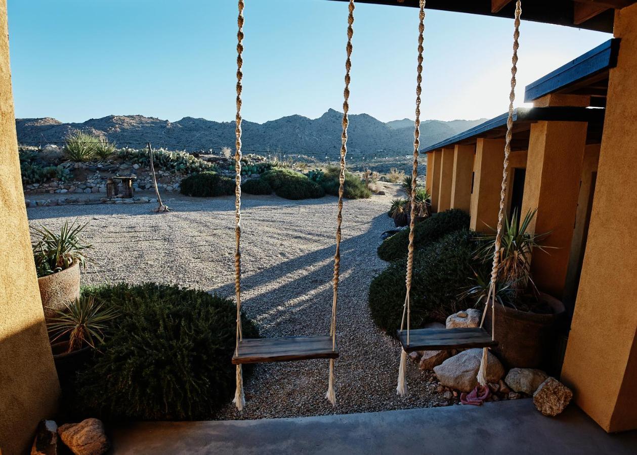 Sacred Sands Hotel Joshua Tree Exterior photo